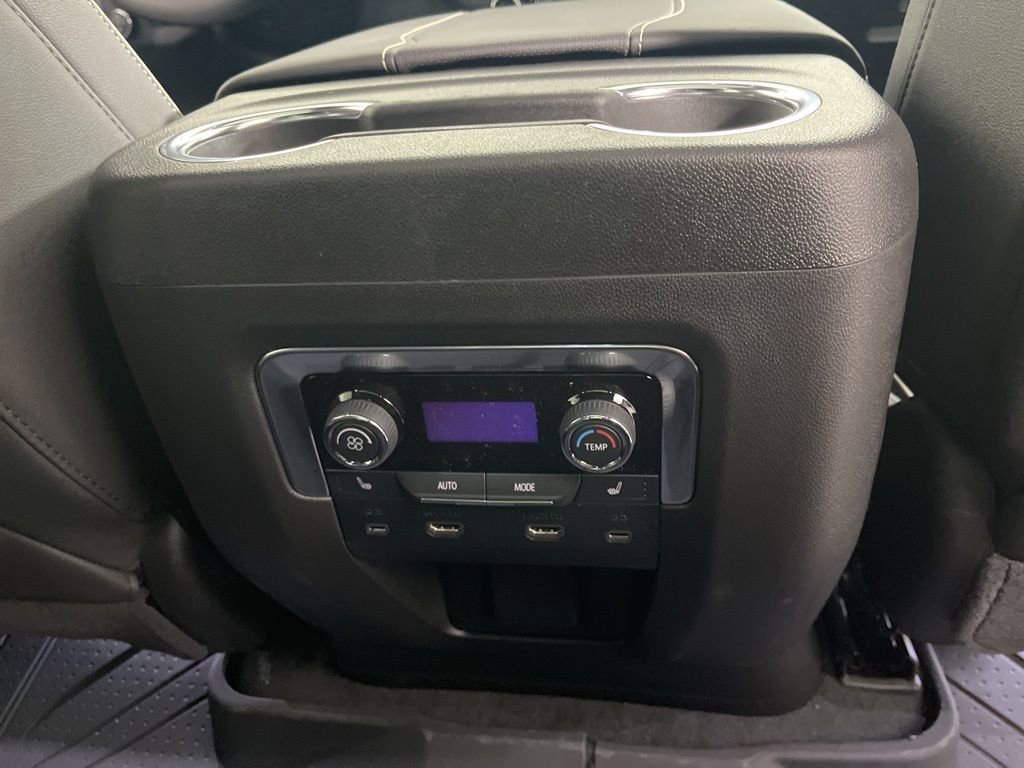 2026 Chevrolet Tahoe Premier - Photo 13