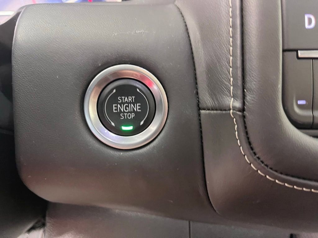 2024 GMC Yukon Denali Ultimate - Photo 29