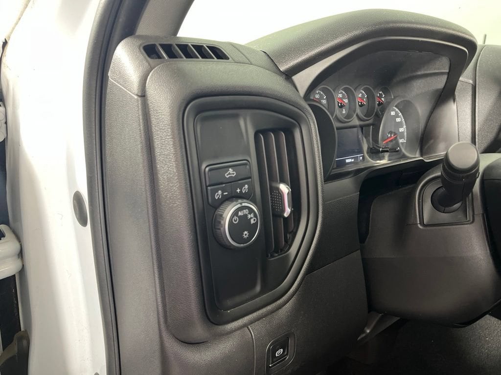 2020 Chevrolet Silverado 1500 Custom - Photo 22