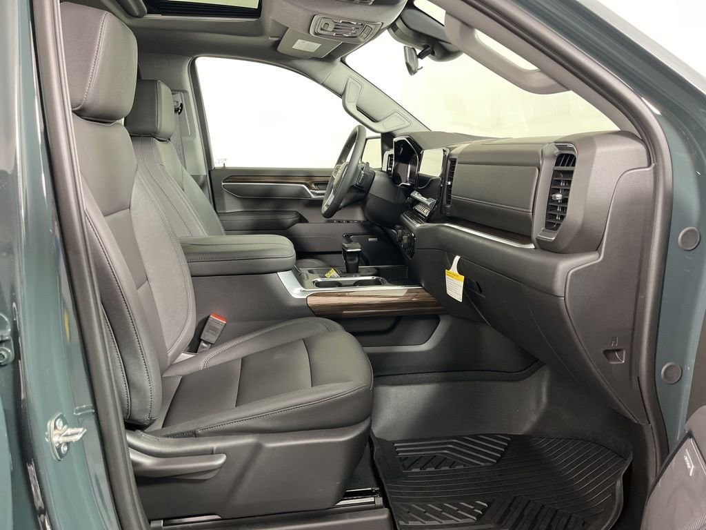 2026 Chevrolet Silverado 1500 LT Trail Boss - Photo 10