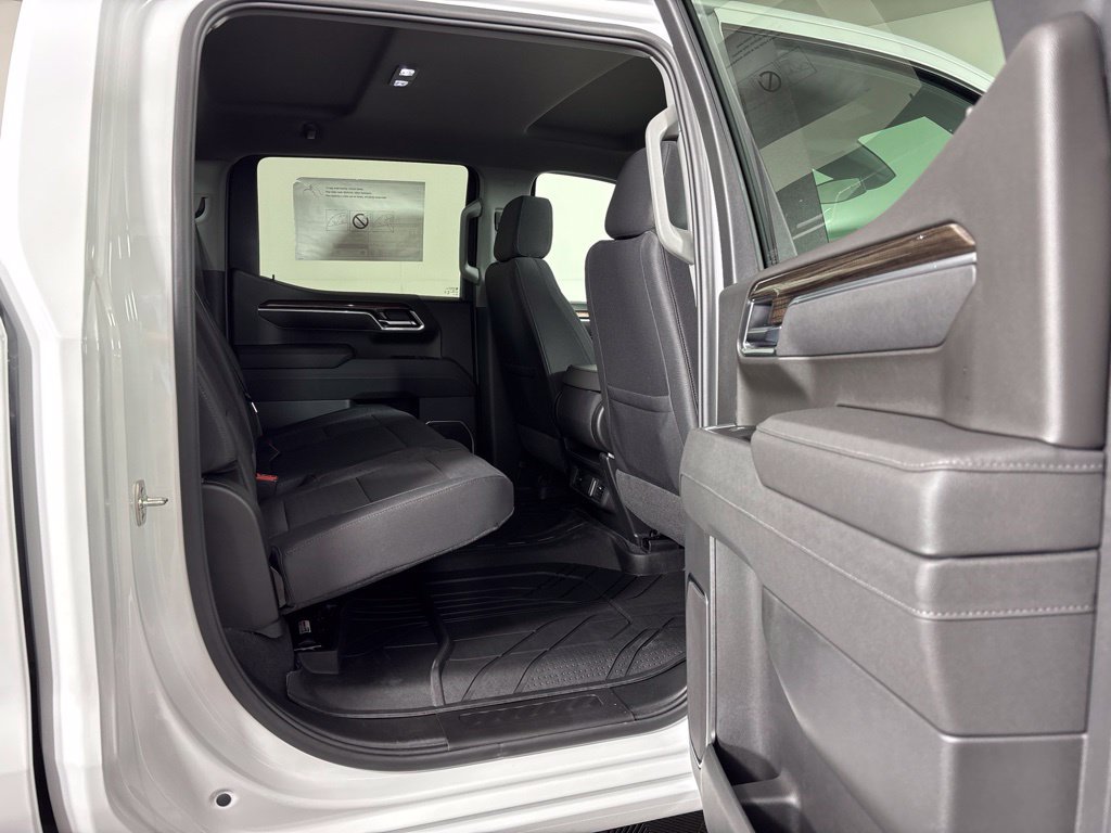 2026 Chevrolet Silverado 1500 RST - Photo 18