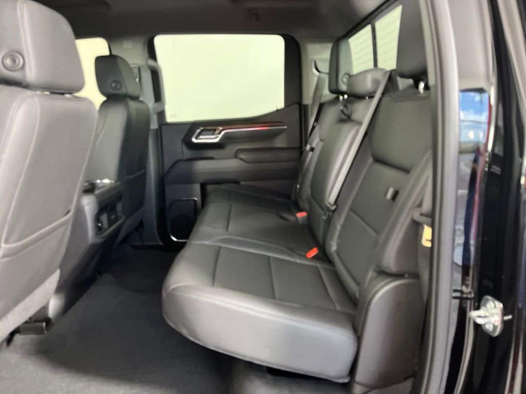 2025 Chevrolet Silverado 1500 LT Trail Boss - Photo 19