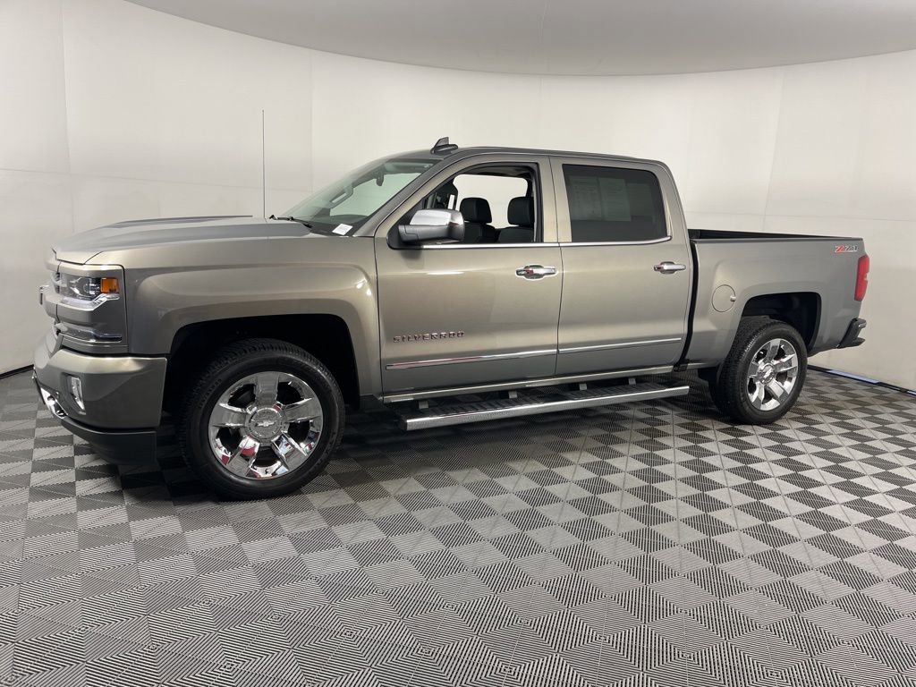 2017 Chevrolet Silverado 1500 LTZ photo 2