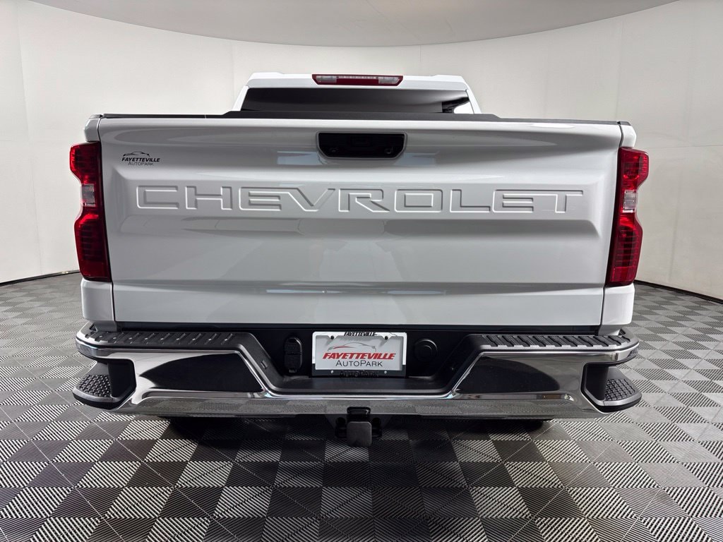 2026 Chevrolet Silverado 1500 LT - Photo 9