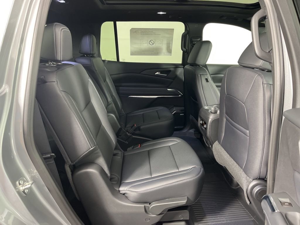 2026 Chevrolet Traverse LT - Photo 13