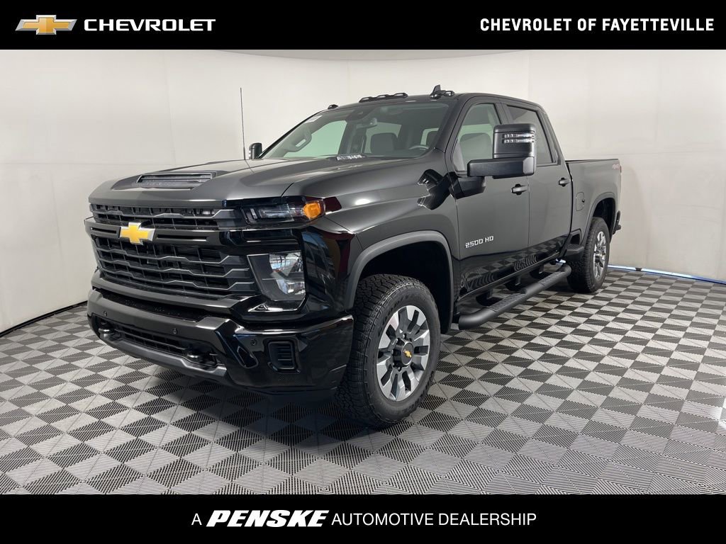 2026 Chevrolet Silverado HD Custom's photo