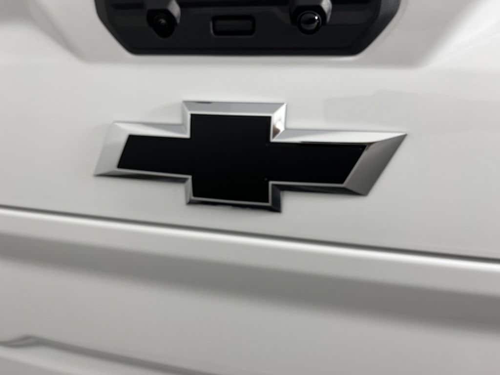 2026 Chevrolet Silverado 2500 HD ZR2 - Photo 20