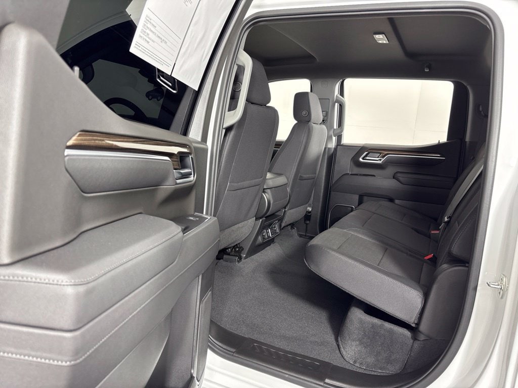 2026 Chevrolet Silverado 1500 LT - Photo 22
