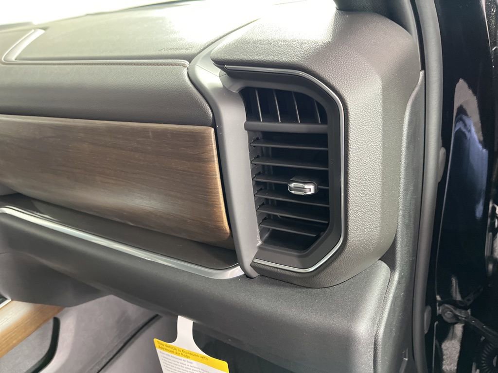 2026 Chevrolet Silverado 1500 High Country - Photo 11