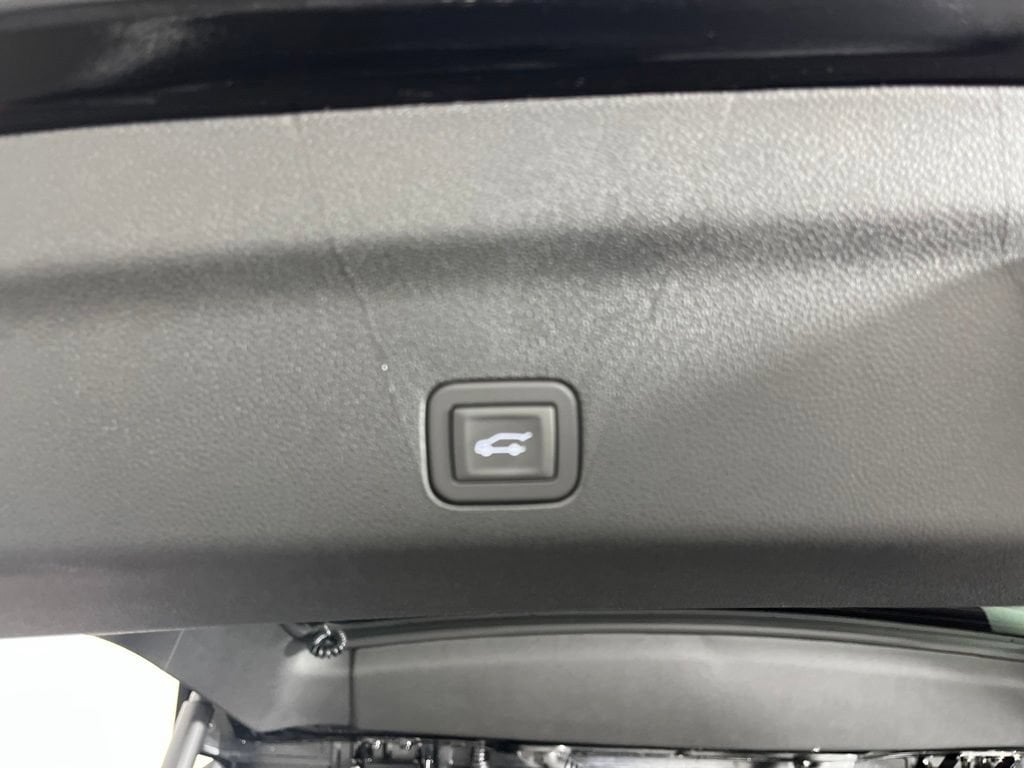 2026 Chevrolet Tahoe Premier - Photo 16
