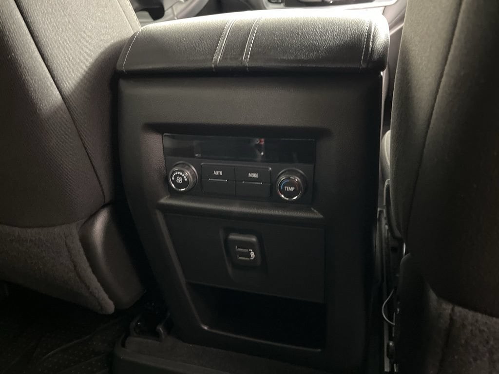 2023 Chevrolet Traverse 1LT - Photo 10