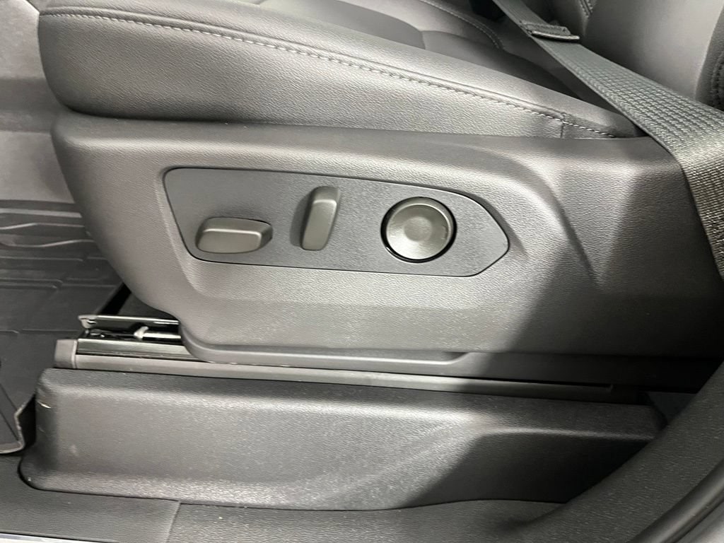 2026 Chevrolet Tahoe LT - Photo 27