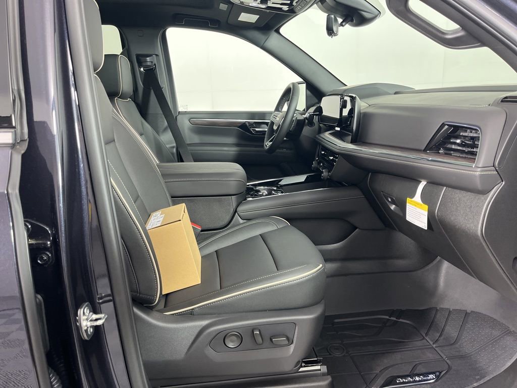 2026 Chevrolet Tahoe Premier - Photo 8