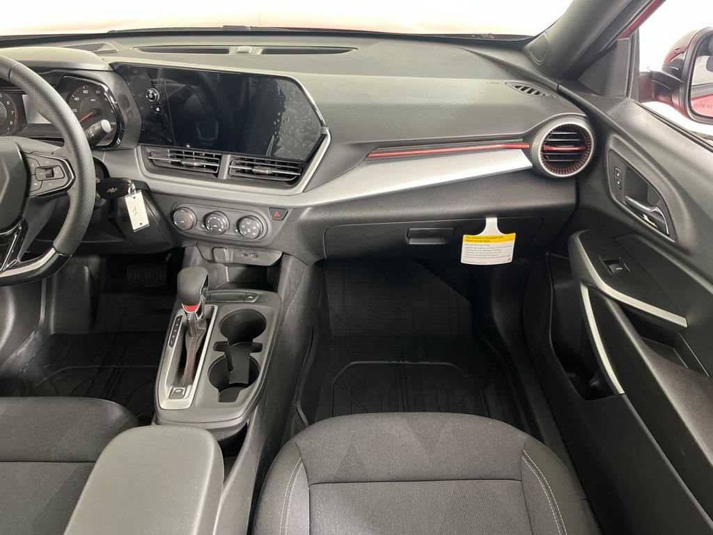 2026 Chevrolet Trax RS - Photo 12