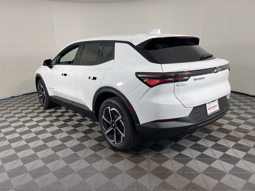 2026 Chevrolet Equinox EV 1LT photo 3