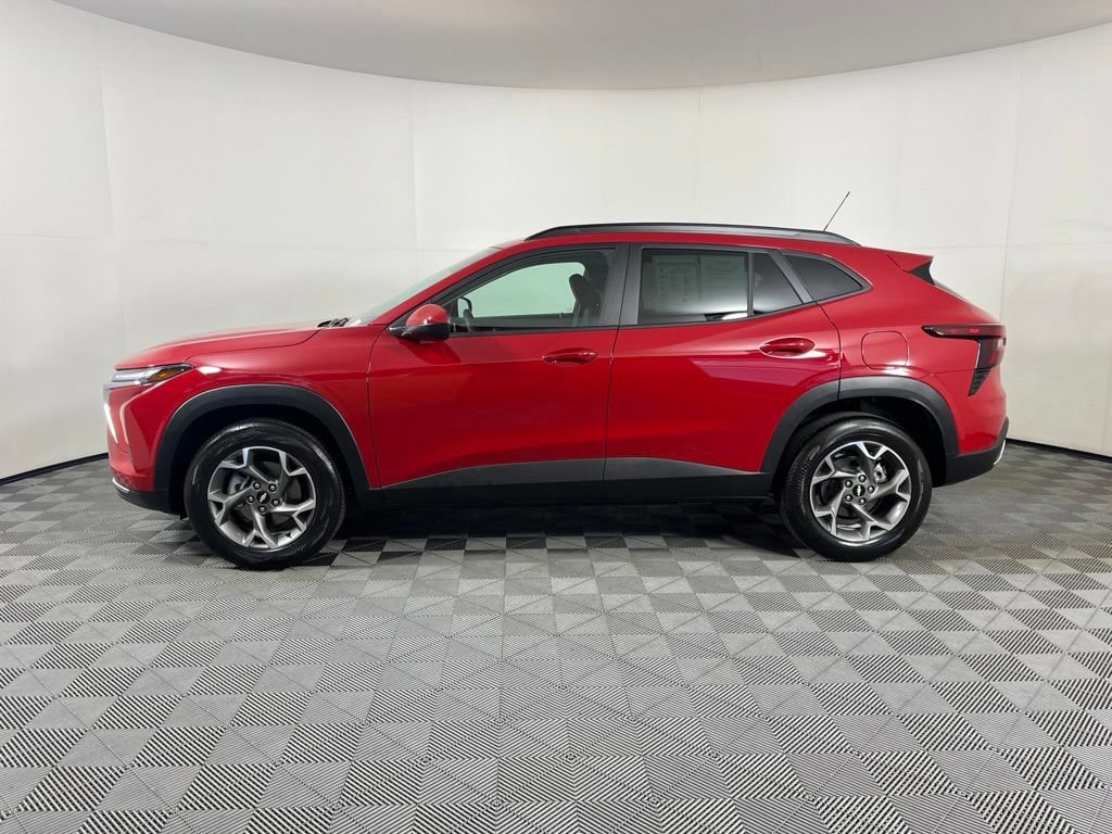 Used 2026 Chevrolet Trax LT SUV