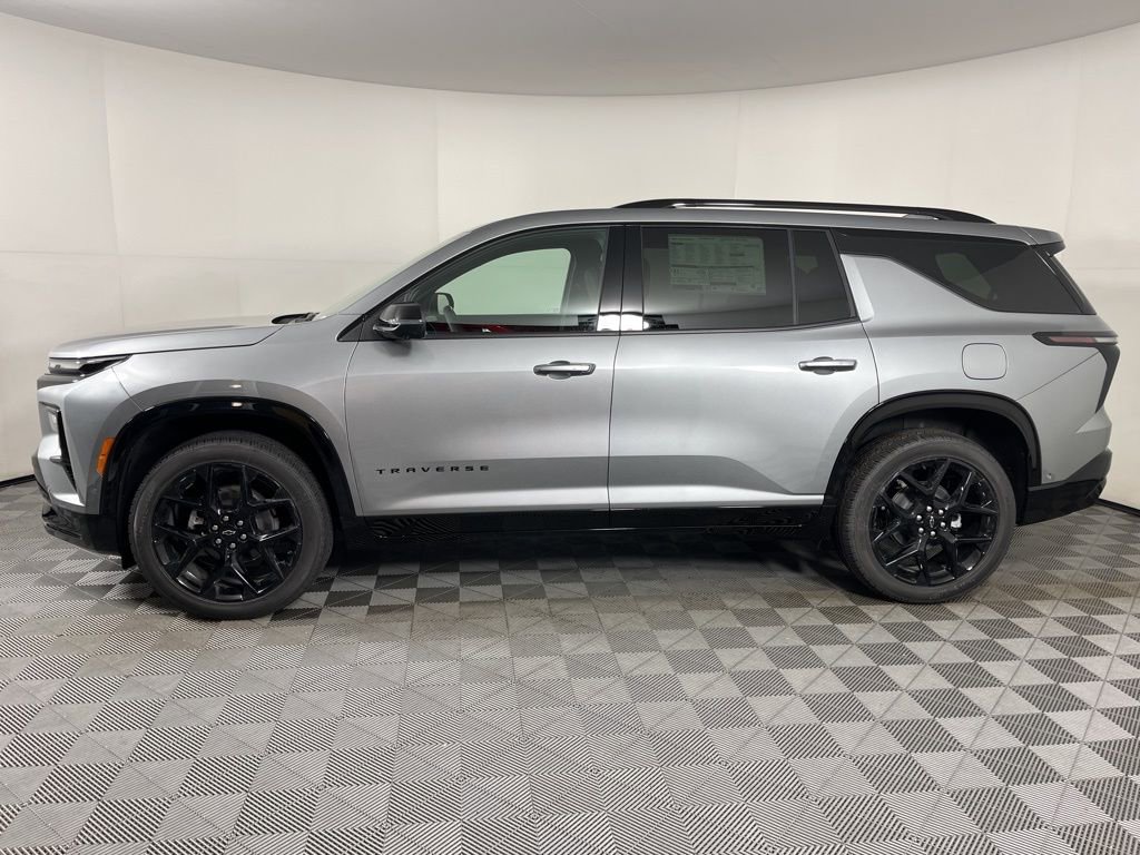 2026 Chevrolet Traverse RS photo 2