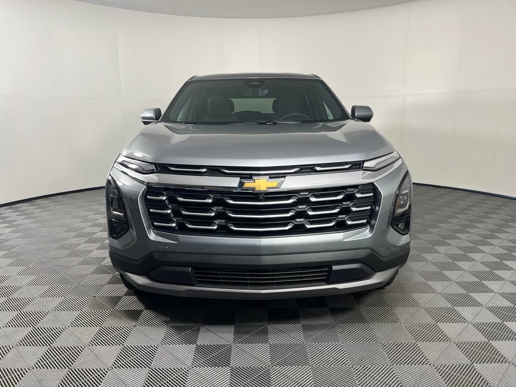 2027 Chevrolet Equinox LT - Photo 9