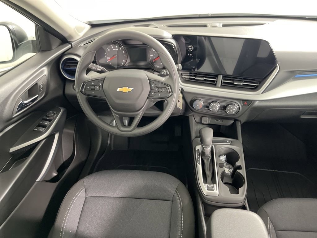 New 2026 Chevrolet Trax LS SUV