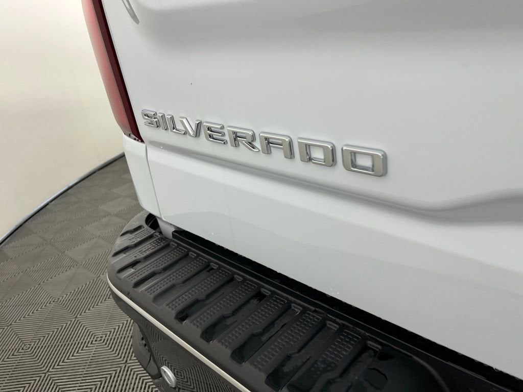 2026 Chevrolet Silverado 1500 LTZ - Photo 23