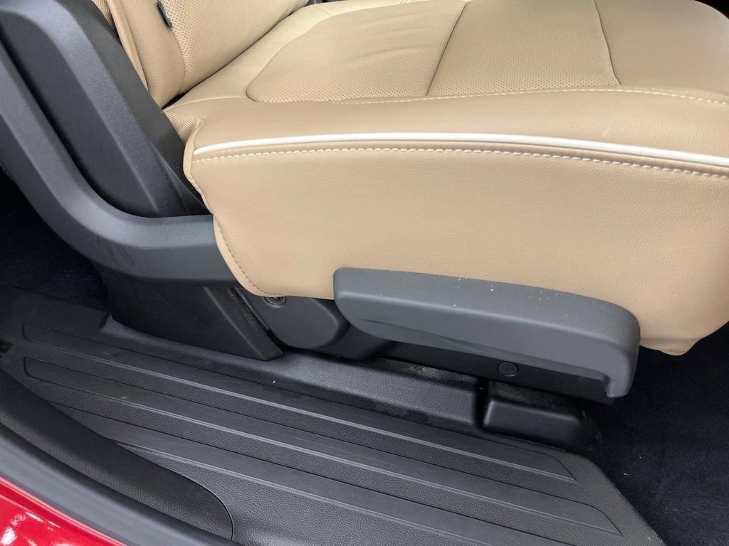 2022 Chevrolet Traverse Premier - Photo 11