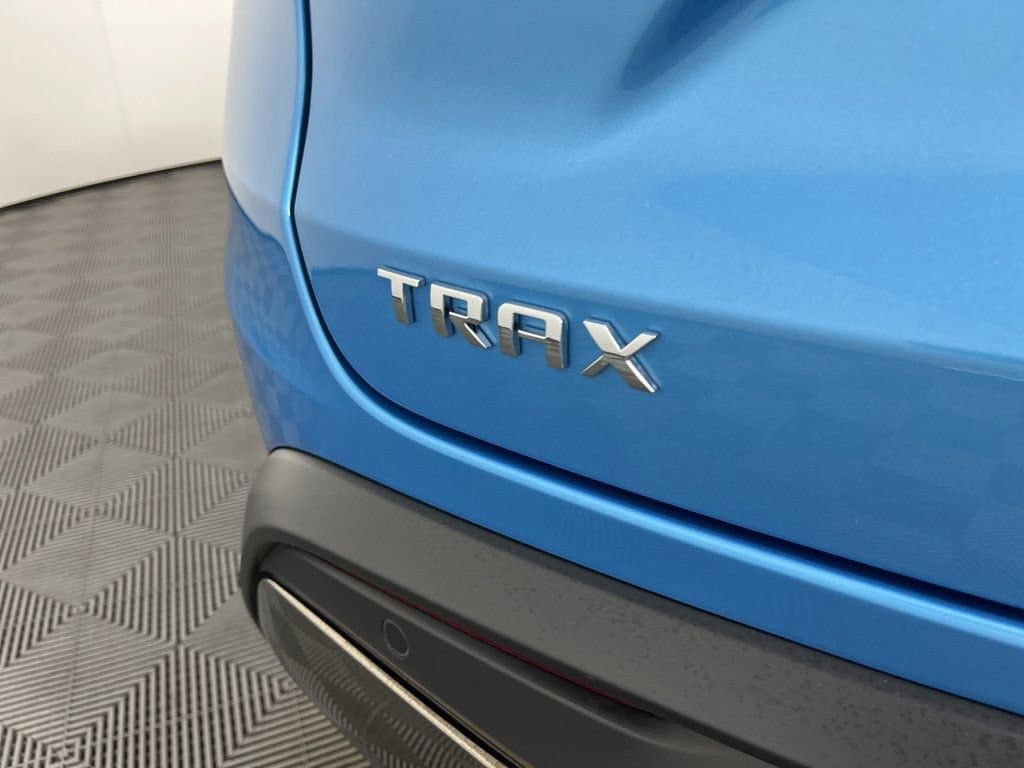 Used 2025 Chevrolet Trax Activ SUV