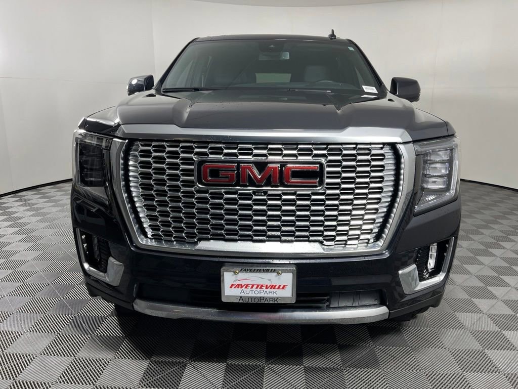2024 GMC Yukon Denali - Photo 21