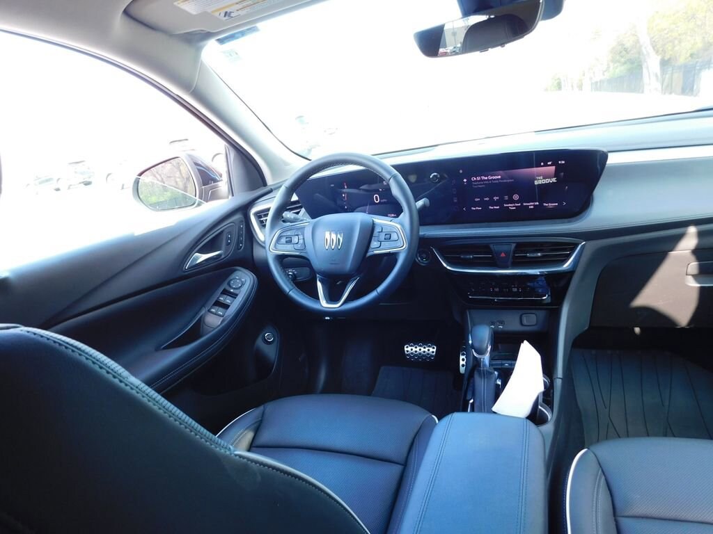 Used 2025 Buick Encore GX Avenir SUV