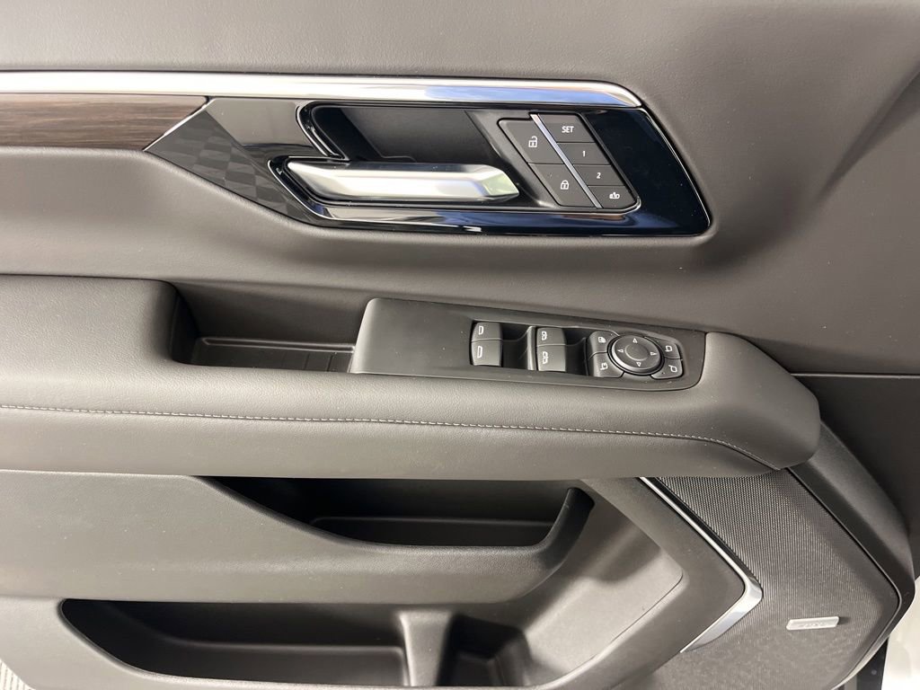 2026 Chevrolet Tahoe Z71 - Photo 32
