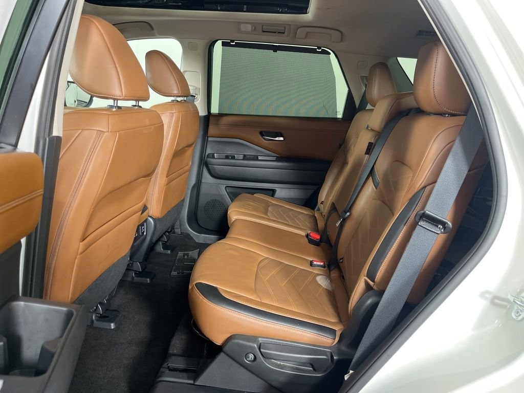 2024 Nissan Pathfinder Platinum - Photo 25