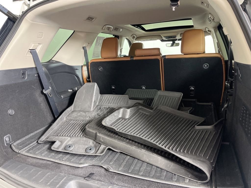 2024 Nissan Pathfinder Platinum - Photo 11