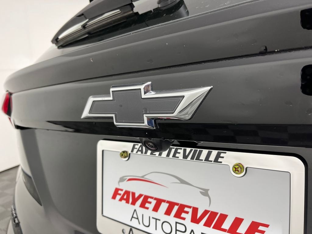 2027 Chevrolet Bolt RS - Photo 13