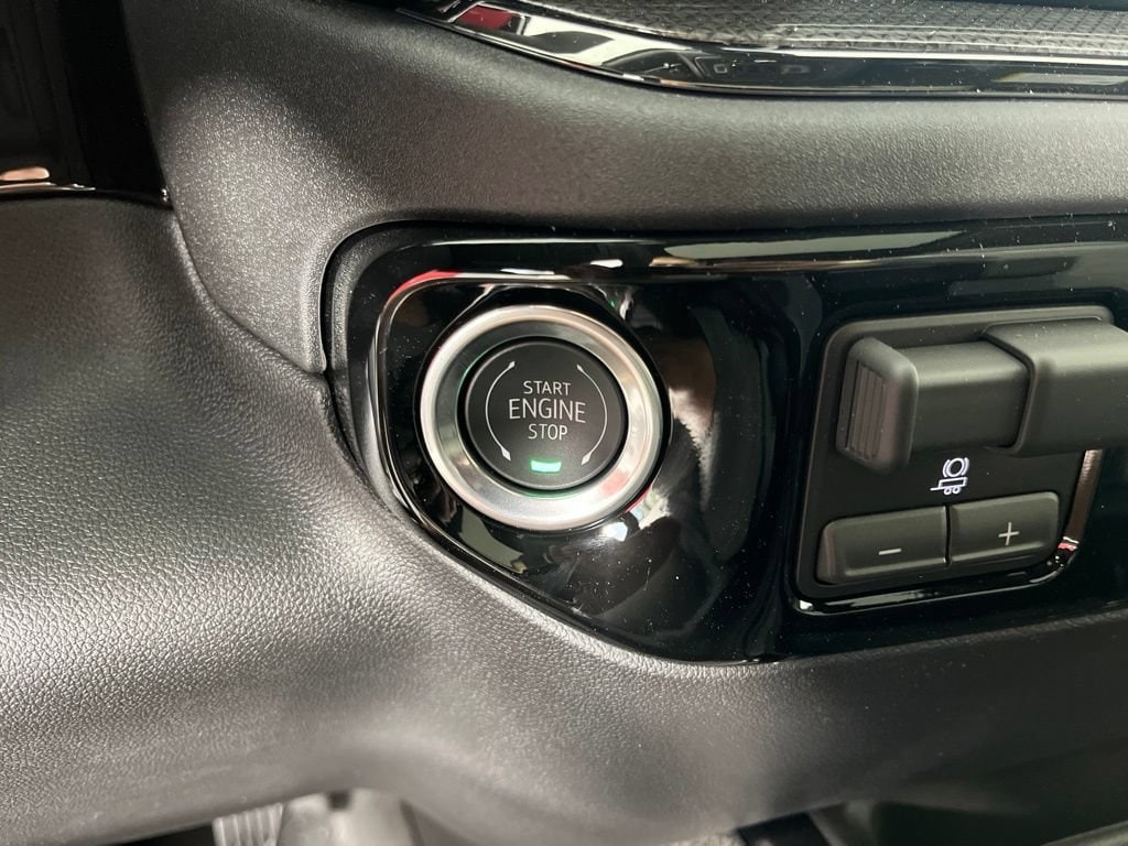 2026 Chevrolet Silverado 2500 HD ZR2 - Photo 32