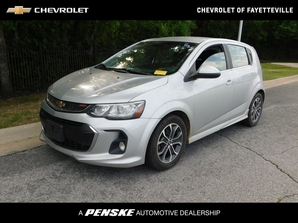 2017 Chevrolet Sonic 5dr LT Automatic's photo
