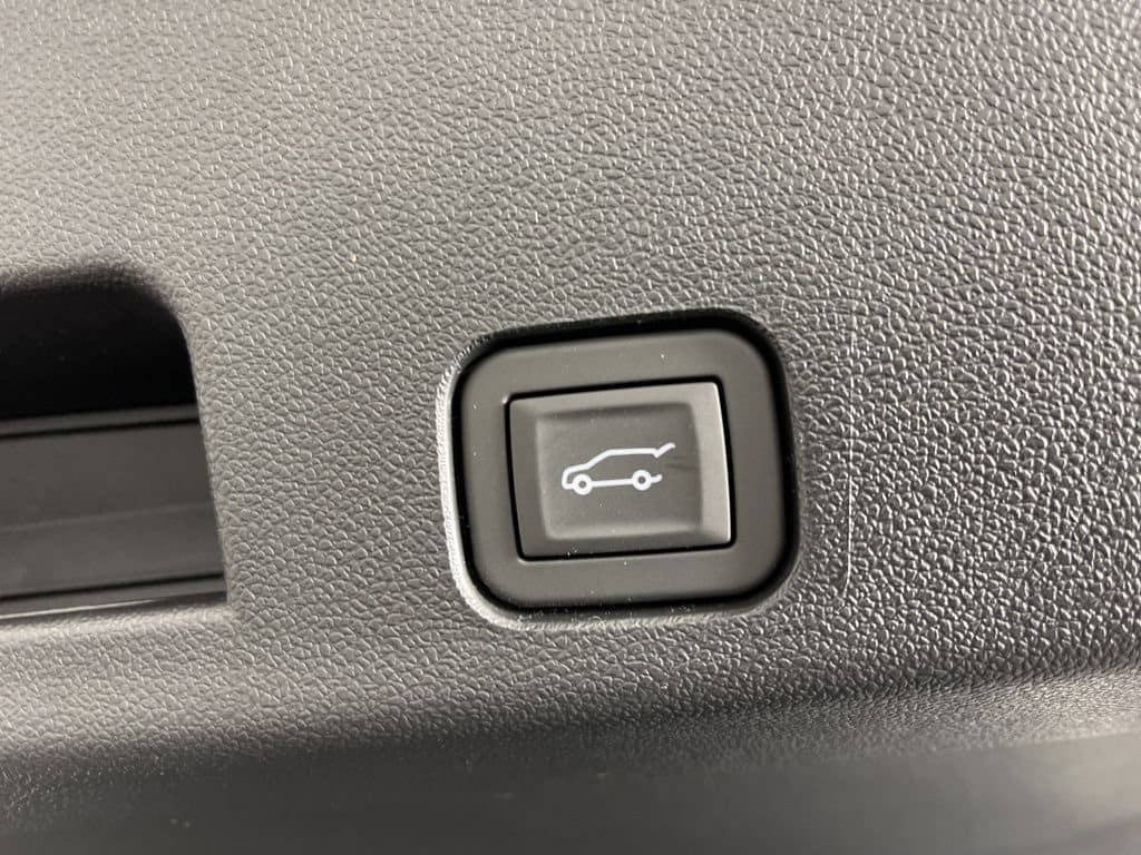 2026 Chevrolet Traverse LT - Photo 23