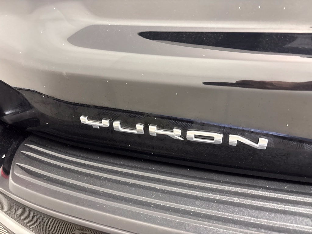 2021 GMC Yukon XL AT4 - Photo 16