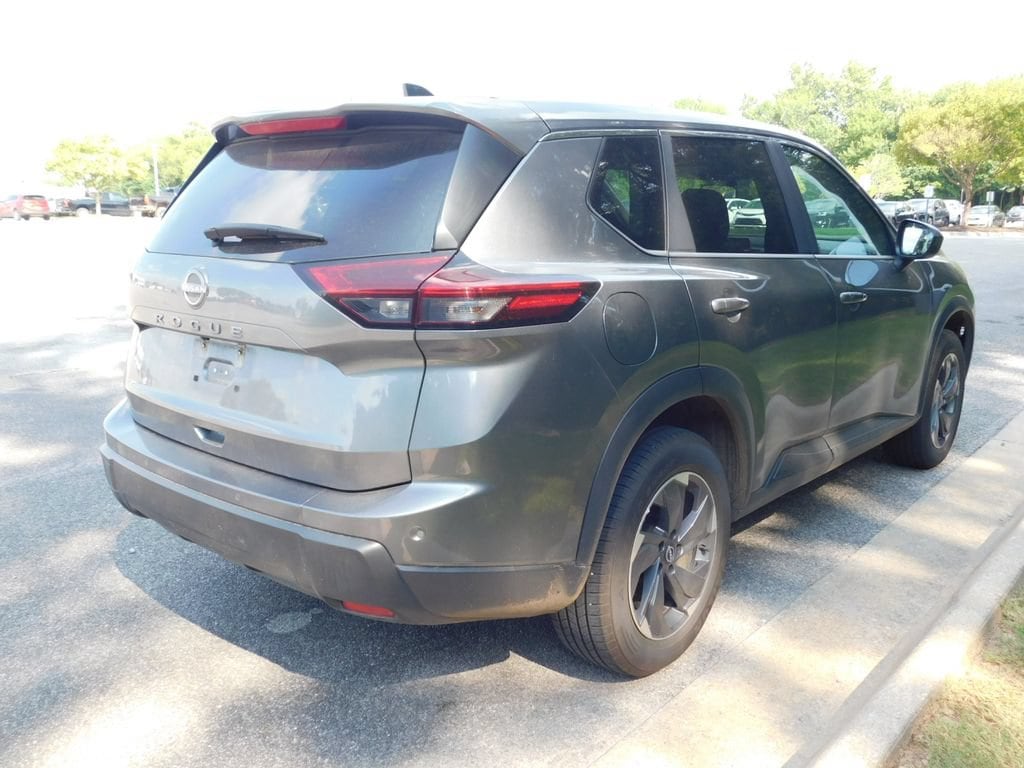 Used 2025 Nissan Rogue SV SUV