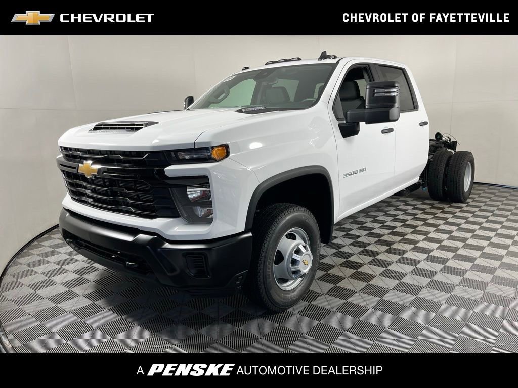 2026 Chevrolet Silverado 3500HD Work Truck's photo