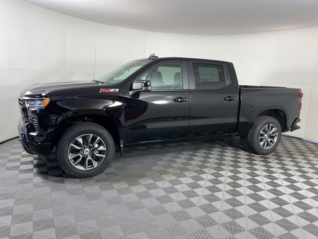 2026 Chevrolet Silverado 1500 RST photo 2