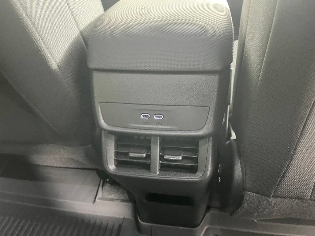 2027 Chevrolet Equinox LT - Photo 16