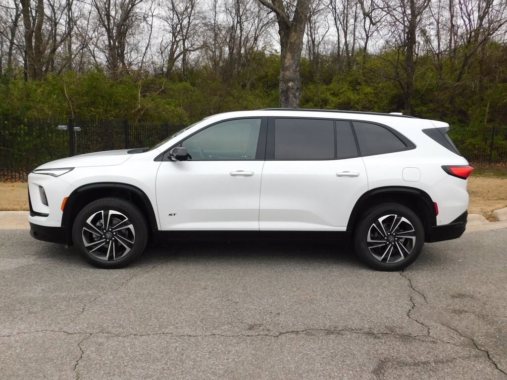 Used 2025 Buick Enclave Sport Touring SUV