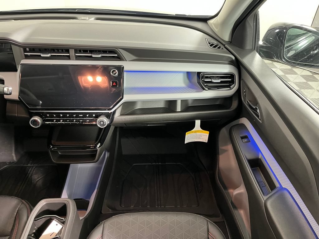 2027 Chevrolet Bolt RS - Photo 9