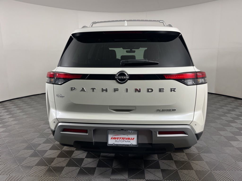 2024 Nissan Pathfinder Platinum - Photo 13