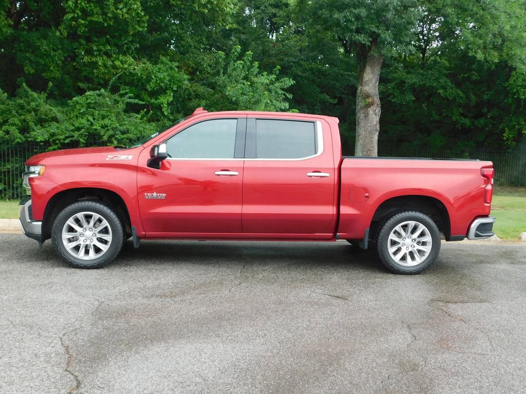 2021 Chevrolet Silverado 1500 LTZ photo 2