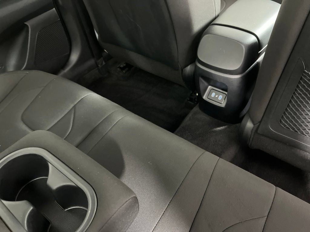 2025 Hyundai Elantra SEL - Photo 9