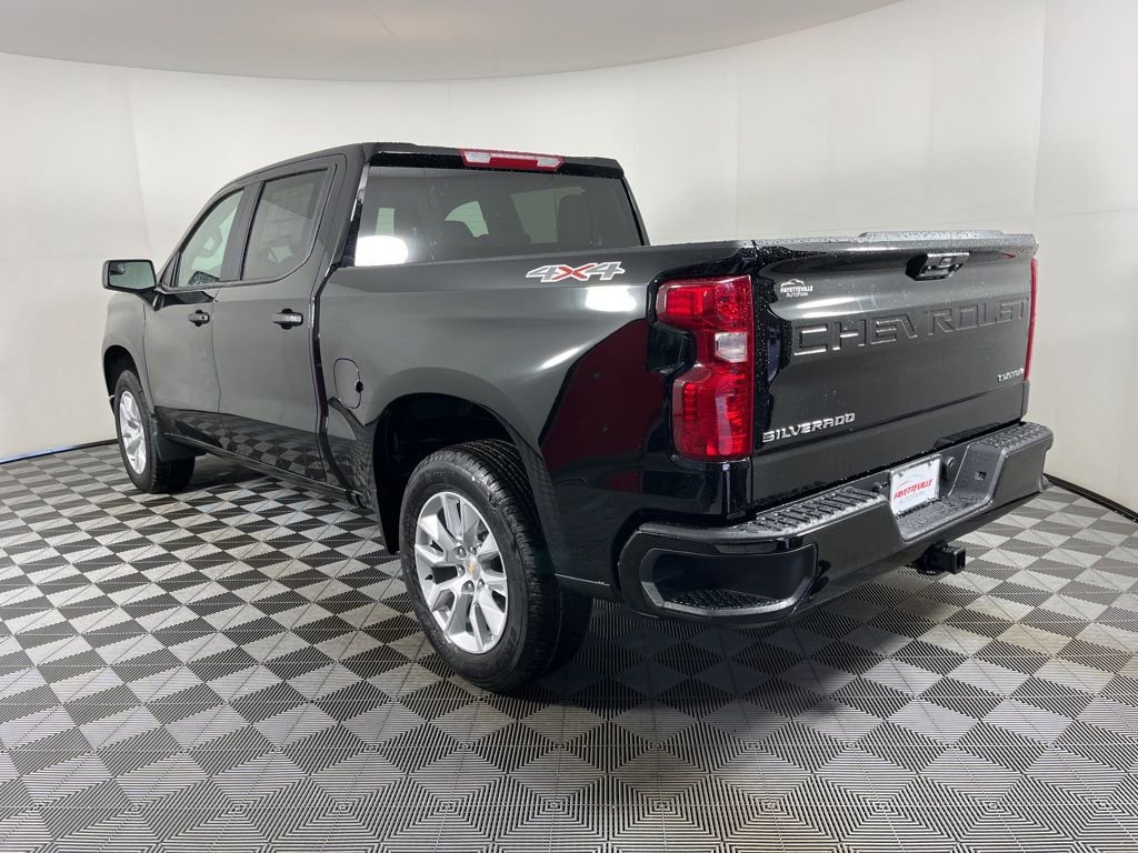 2026 Chevrolet Silverado 1500 Custom photo 3