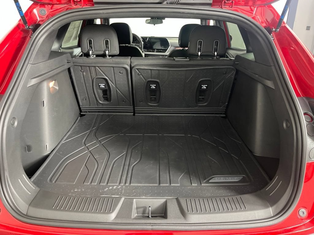 2026 Chevrolet Trax RS - Photo 19