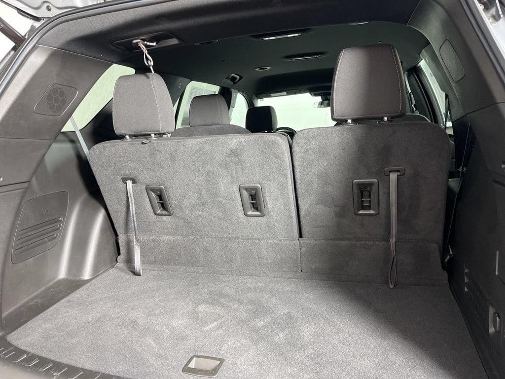 2023 Chevrolet Traverse 1LT - Photo 12