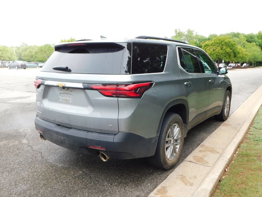 Used 2023 Chevrolet Traverse LT Cloth SUV