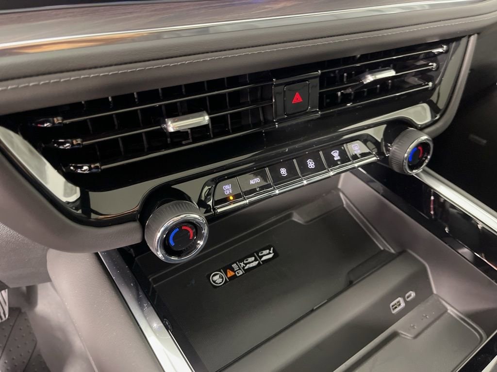 2026 Chevrolet Tahoe Z71 - Photo 37